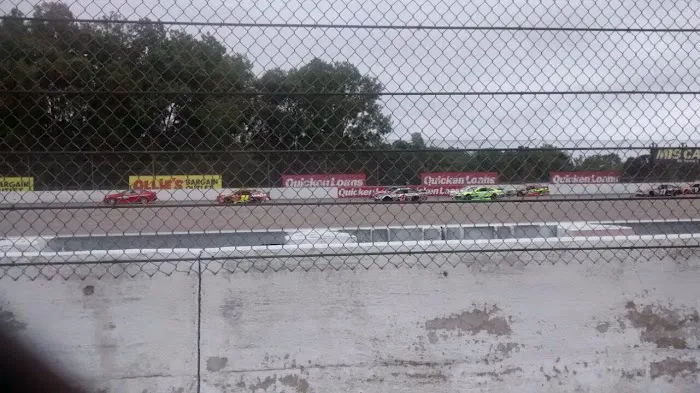 Turn 2 Retreat Picture 4