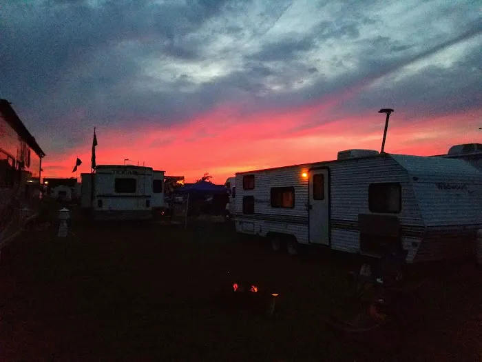 Turn 2 Retreat Picture 3