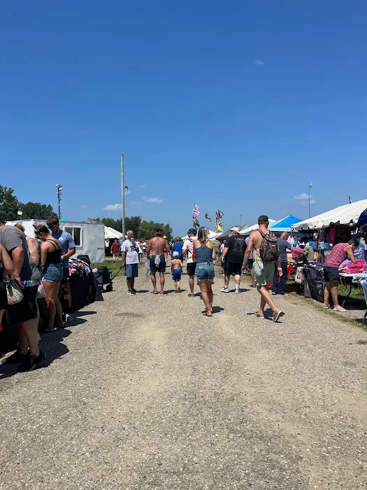 The Groves of Michigan - Rustic Camping Area and Vending Area Picture 8