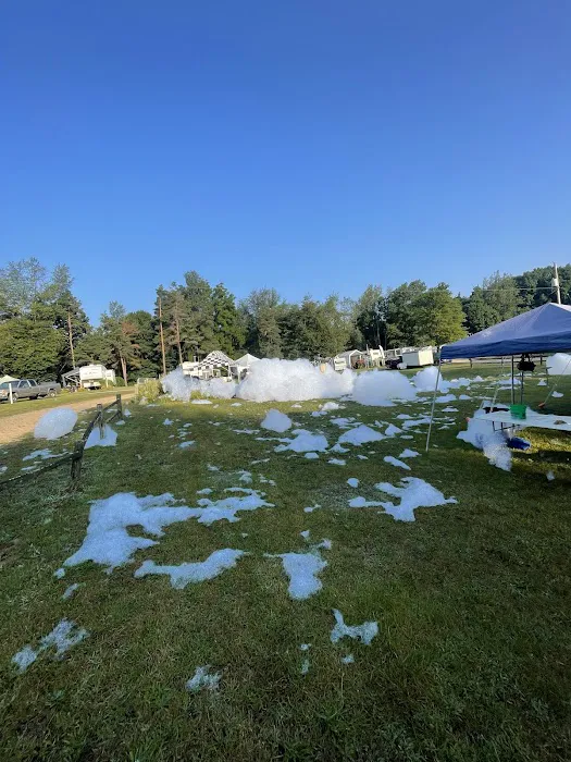 Cherry Lane Nudist Resort Picture 3