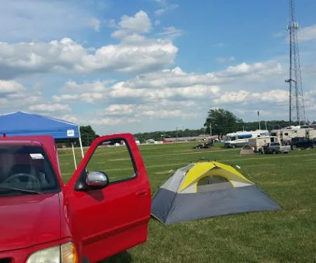 Speedy Camping & Parking