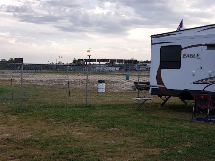 Speedy Camping & Parking Picture 8