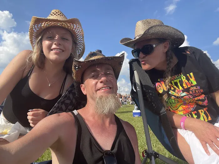 Hickory Hill Lakes Picture 8