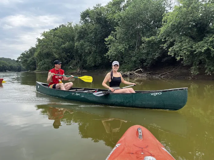 Thaxton’s Canoe Trails and Paddlers’ Inn Picture 2