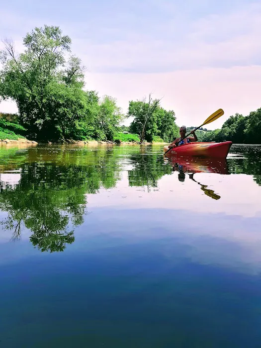 Thaxton’s Canoe Trails and Paddlers’ Inn Picture 5