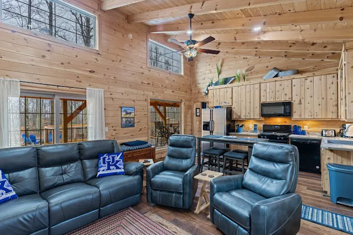 Kentucky Blue Cabin Picture 2