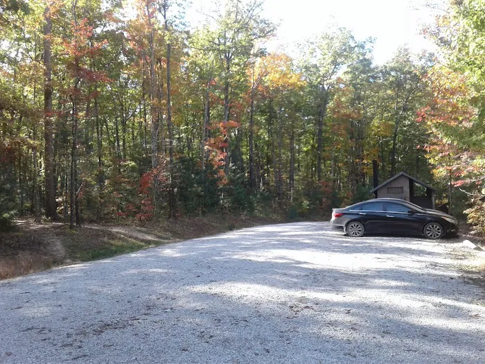 Indian Creek Parking Picture 8