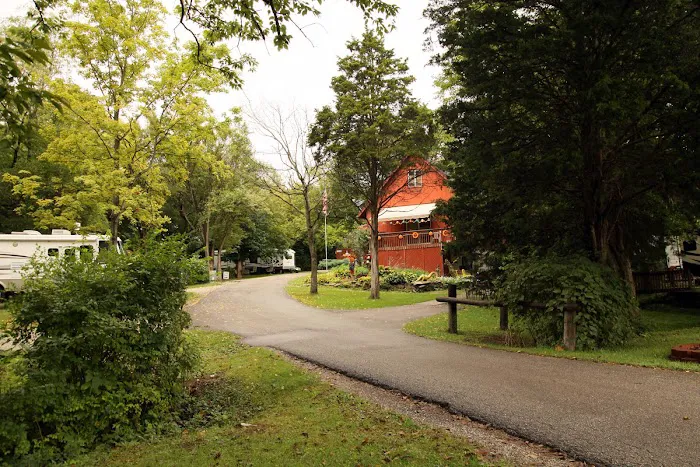 Lebanon / Cincinnati NE KOA Holiday Picture 4