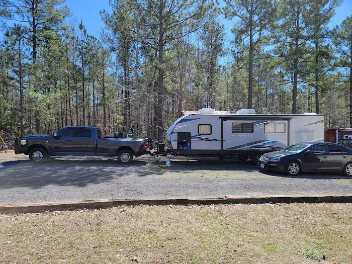Campground at Ebenezer Park Picture 7