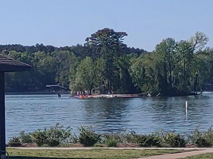 Campground at Ebenezer Park Picture 4