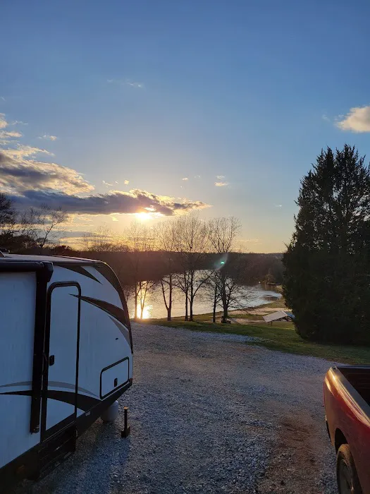 Broad River Camping & RV Park Picture 10