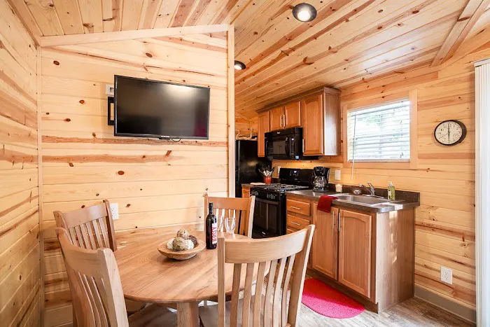 Lake James Camping Resort & Marina Picture 1