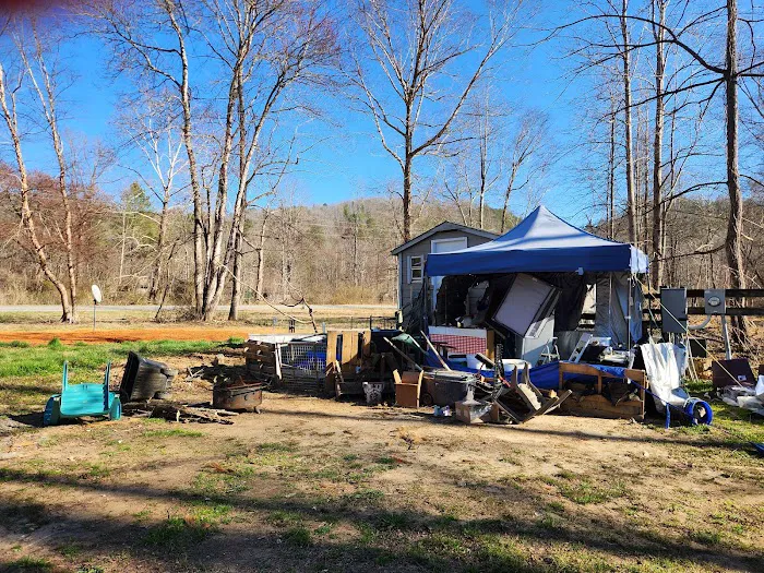 Vein Mountain Gold Camp & Carolina Emerald Mine Picture 8