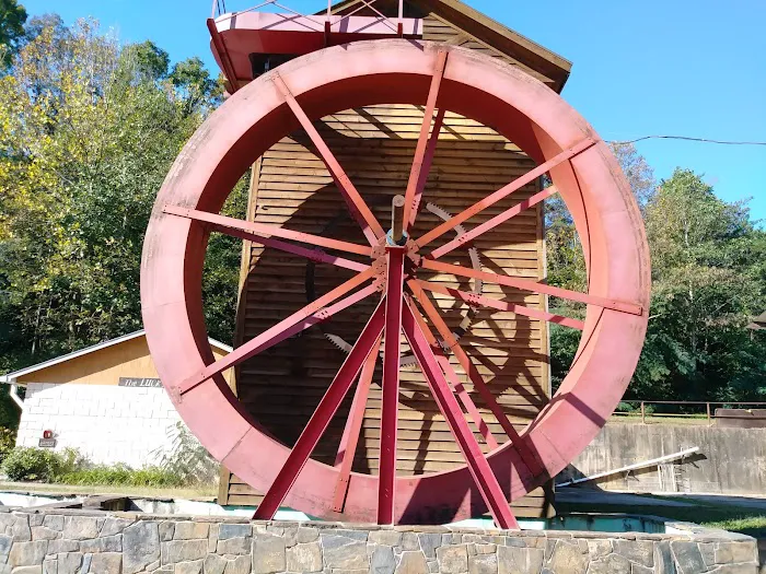 Lucky Strike Gold and Gem Mine Inc. Picture 6