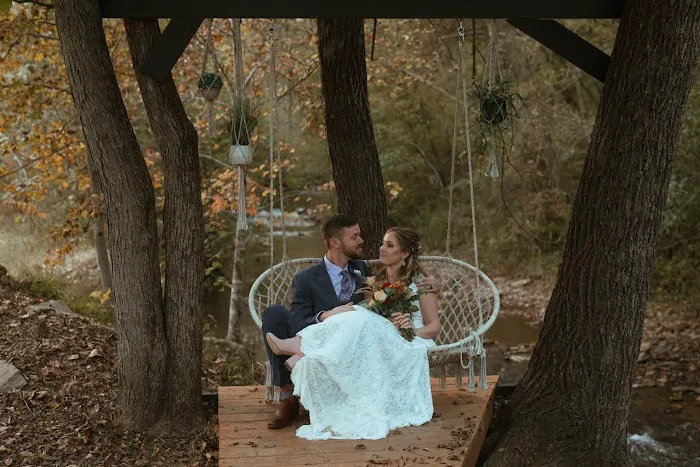 Gold River | camp + cabins Picture 3