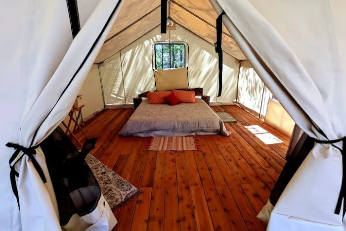 Sovereign Fireside Glampground Picture 4