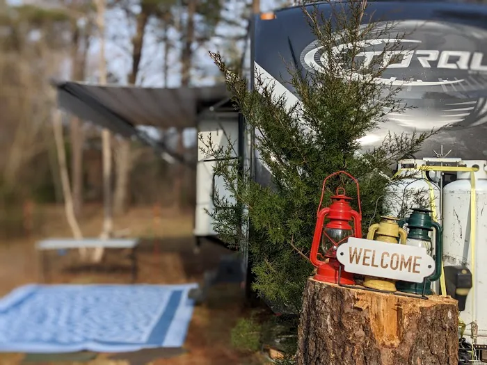 Sovereign Fireside Glampground Picture 5