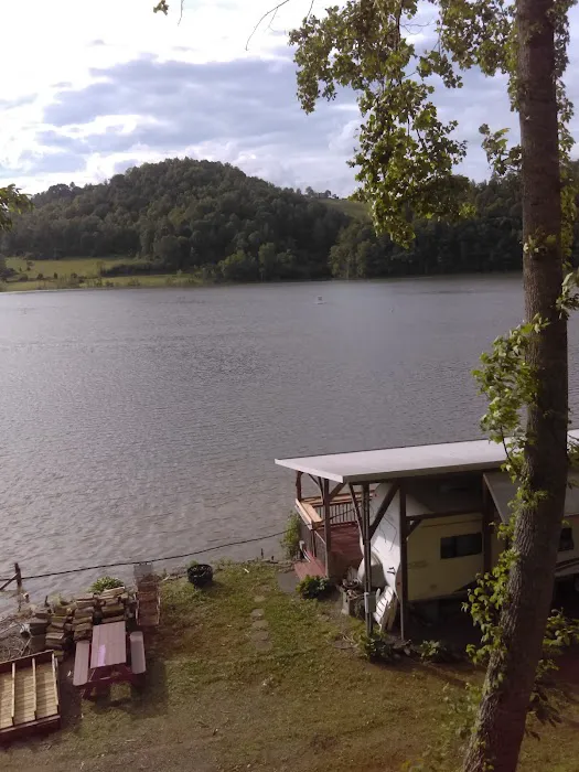 Pioneer Landing Campground Picture 7