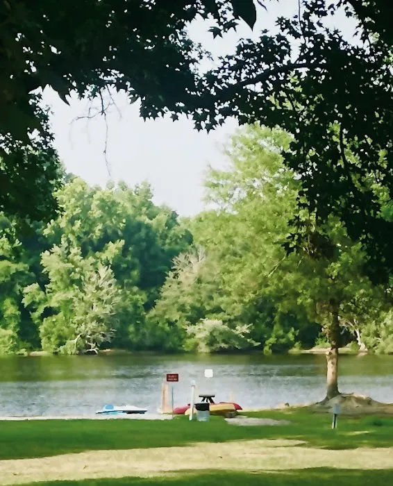 Bass Lake Camp Ground Picture 10