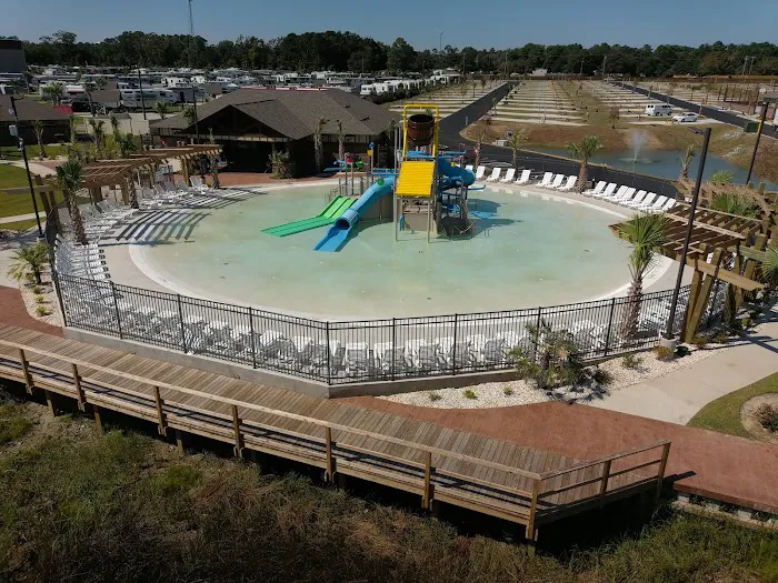 North Myrtle Beach RV Resort and Dry Dock Marina Picture 5