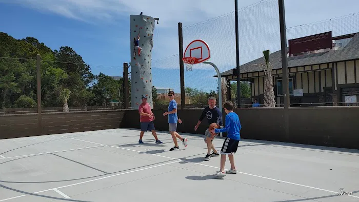 North Myrtle Beach RV Resort and Dry Dock Marina Picture 8