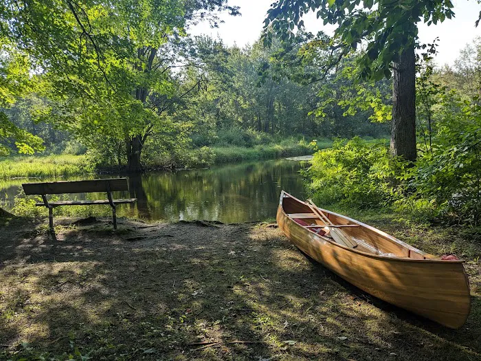 Island Lake-Canoe Campground Picture 2