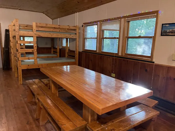 Mill Lake cabins Picture 3