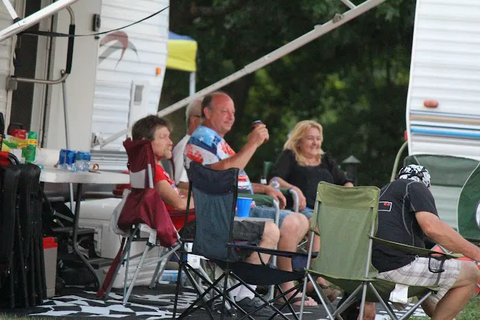 Earnhardt Acres Campground Picture 3