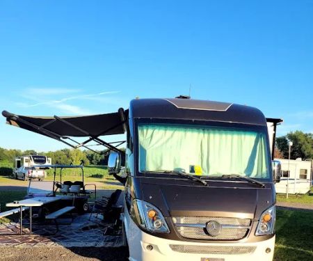 Holiday Campgrounds LLC