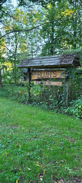 Bluffs Picture 7