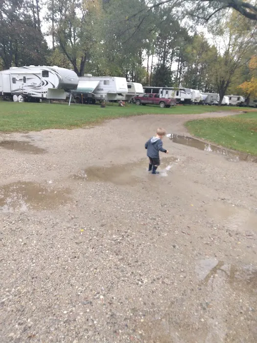 Shady Acres Campgrounds Picture 3