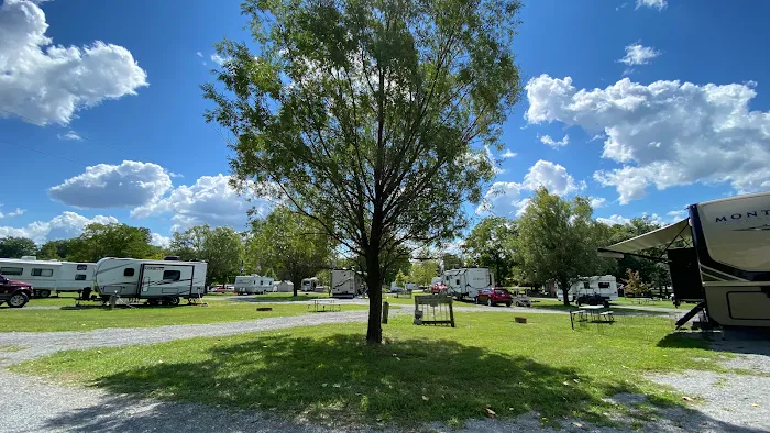Happy Acres Campground Picture 10