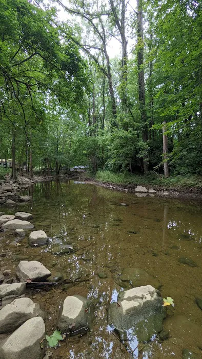 The Lake of the Woods Campground Picture 7