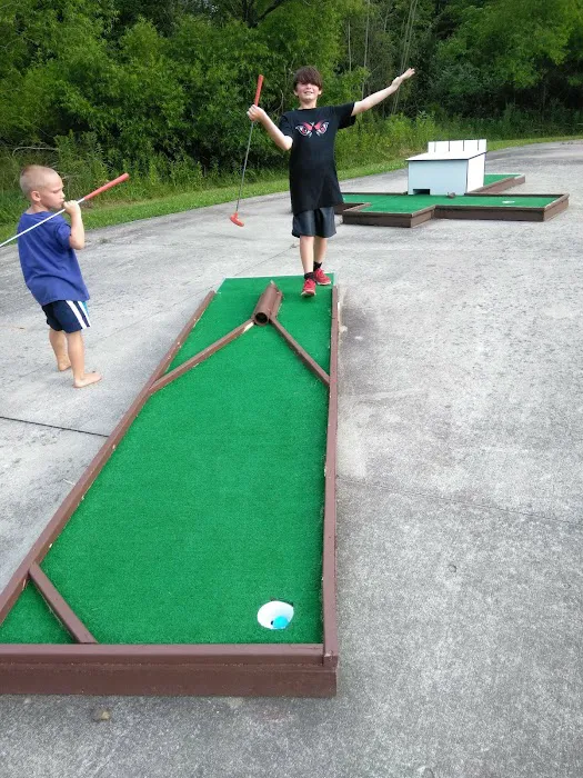 East Fork State Park Campgrounds Picture 10