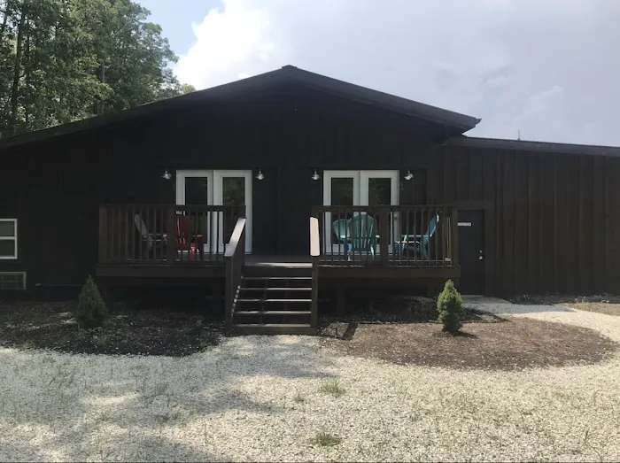 Red Wolfe Lodge Picture 6