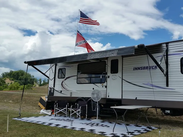 Farmer Bob's Campground Picture 7