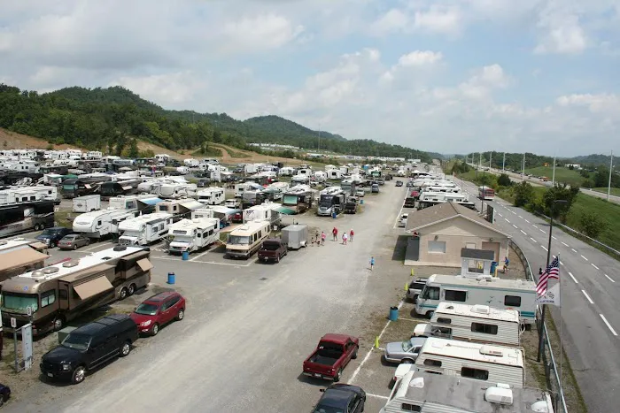 Pole Position Campground Picture 5