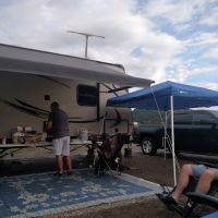 Pole Position Campground ico