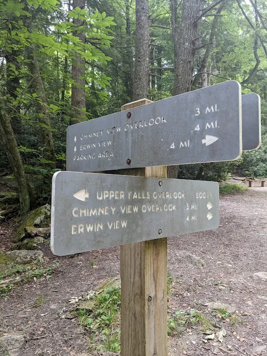 Linville Falls Campground RV Park & Cabins Picture 1