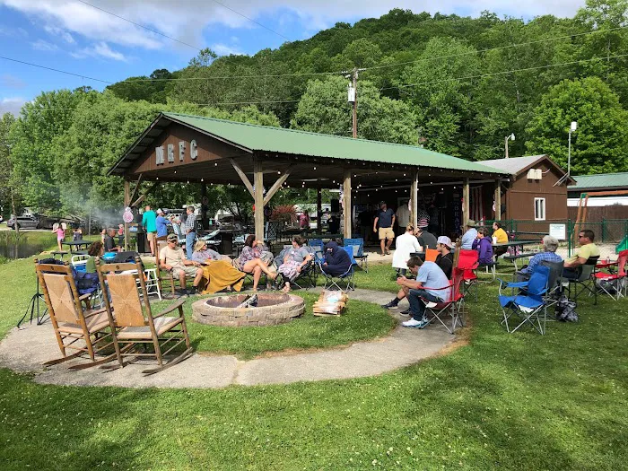 Mountain River Family Campground Picture 6