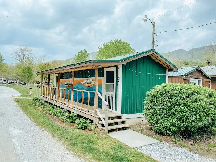 Mountain River Family Campground Picture 1