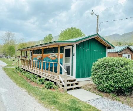 Mountain River Family Campground