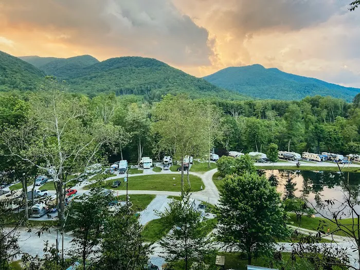 Mountain River Family Campground Picture 8