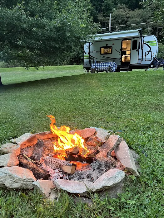 The Little Campground and Cabin Picture 6