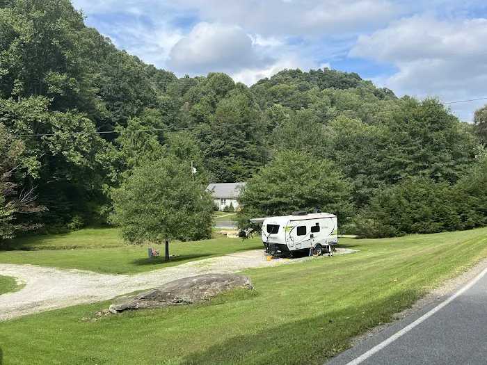 The Little Campground and Cabin Picture 5