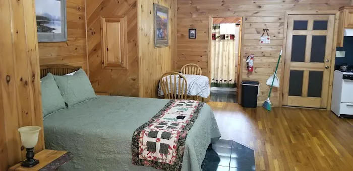 Spacious Skies Campgrounds - Bear Den Picture 2