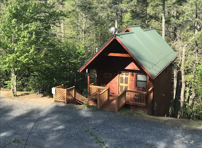 Spacious Skies Campgrounds - Bear Den Picture 10