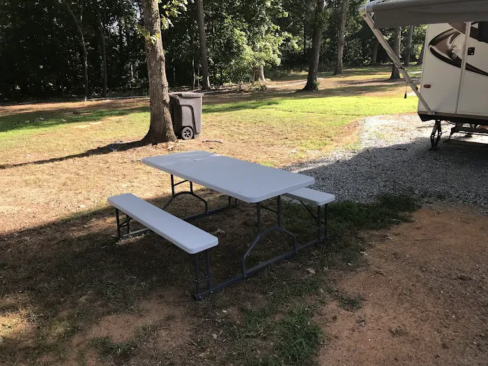 Thomassen Family Campground Picture 10