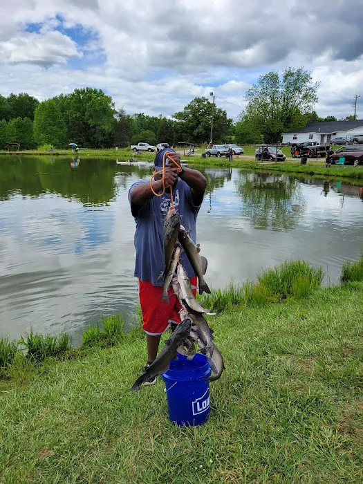 Toms Lake Campground Picture 5