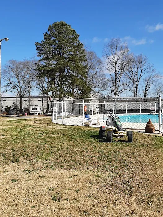 Cunningham RV Park Picture 7